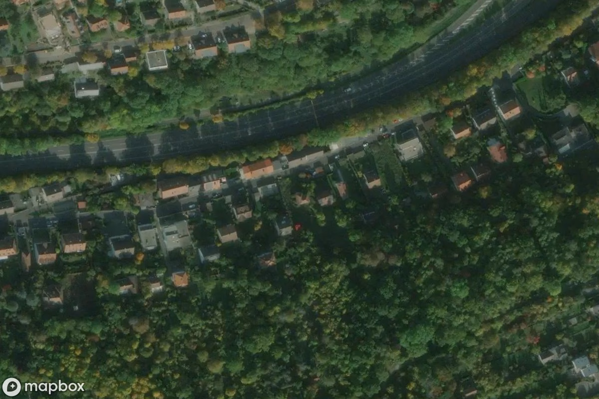 Aerial satellite view of Wohnhaus, an abandoned Residence in Höchberg, Germany