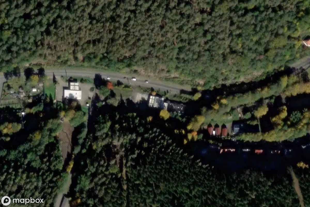 Satellitenansicht von Tankstelle, eine verlassene  in Greiz, Deutschland