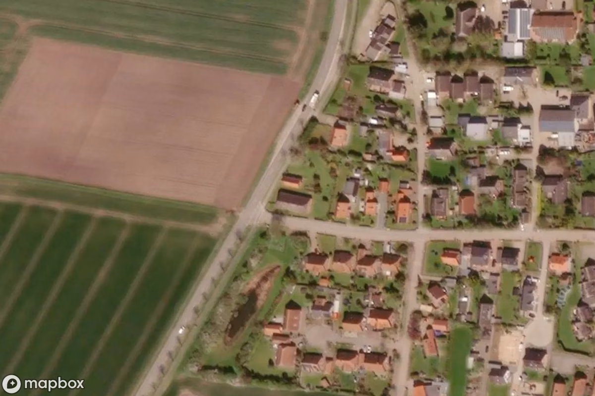 Satellitbillede set fra luften af Haus, et forladt  i Fehmarn, Tyskland