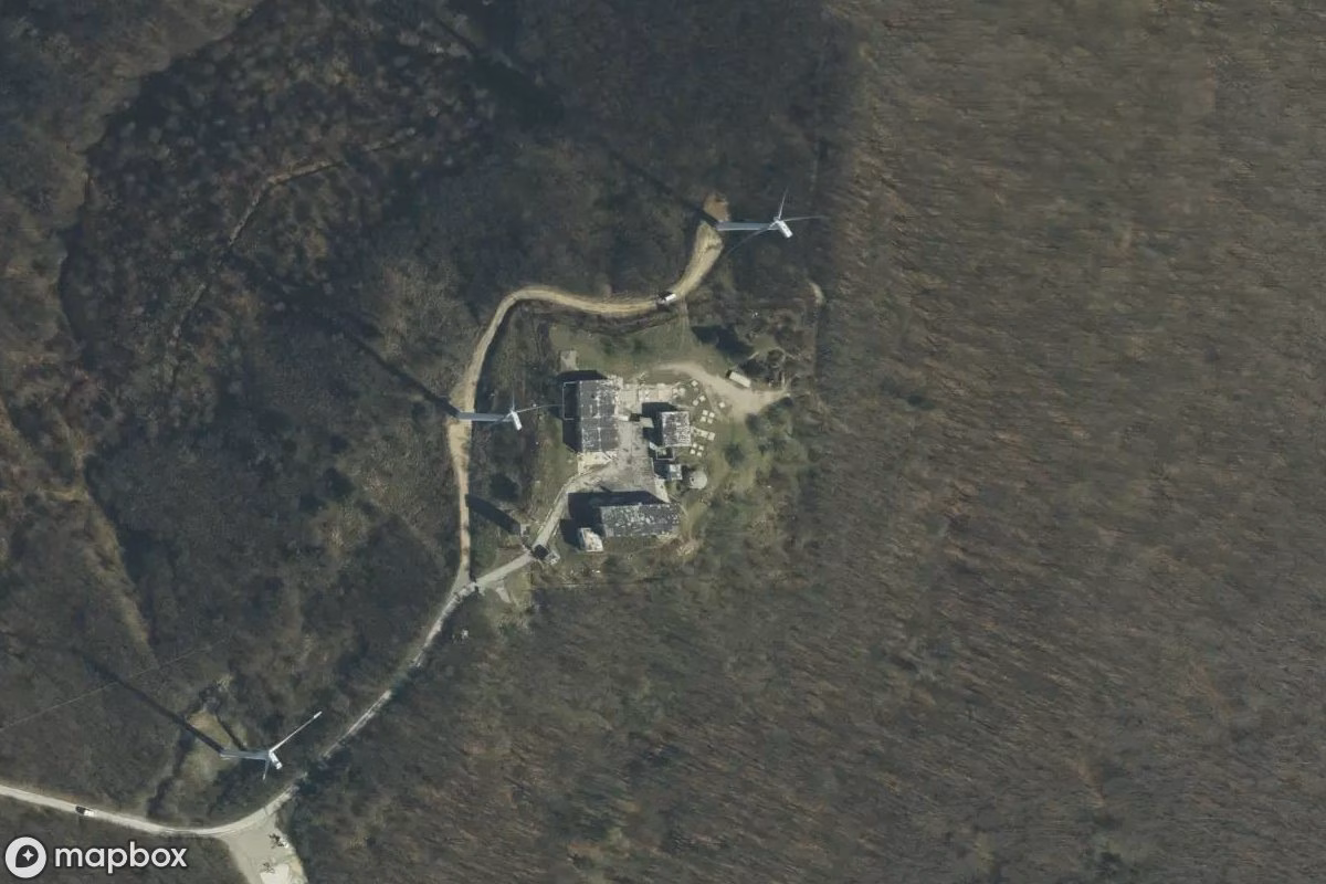 Vue aérienne satellite de Fabrik Sub-Transmission, un Usine abandonné à Calice Ligure, Italie