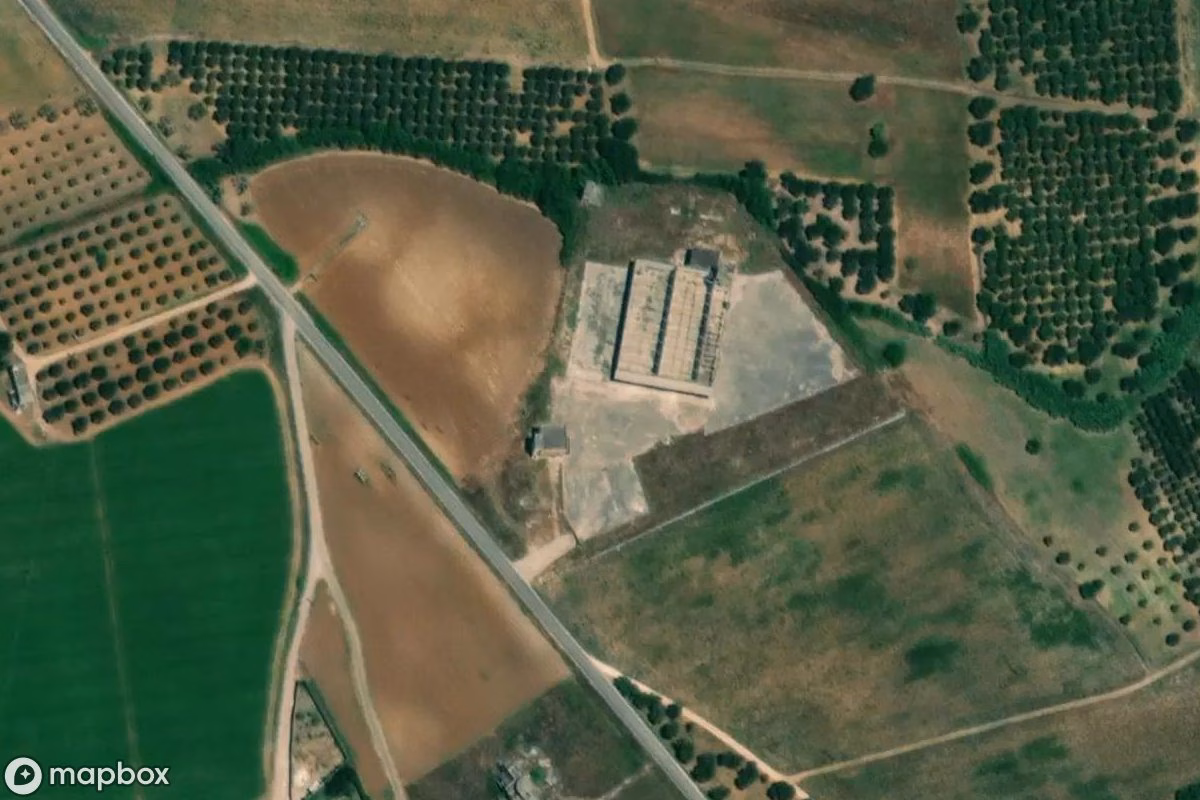 Satellitbild från luften av Lost Place, en övergiven  i Mesagne, Italien