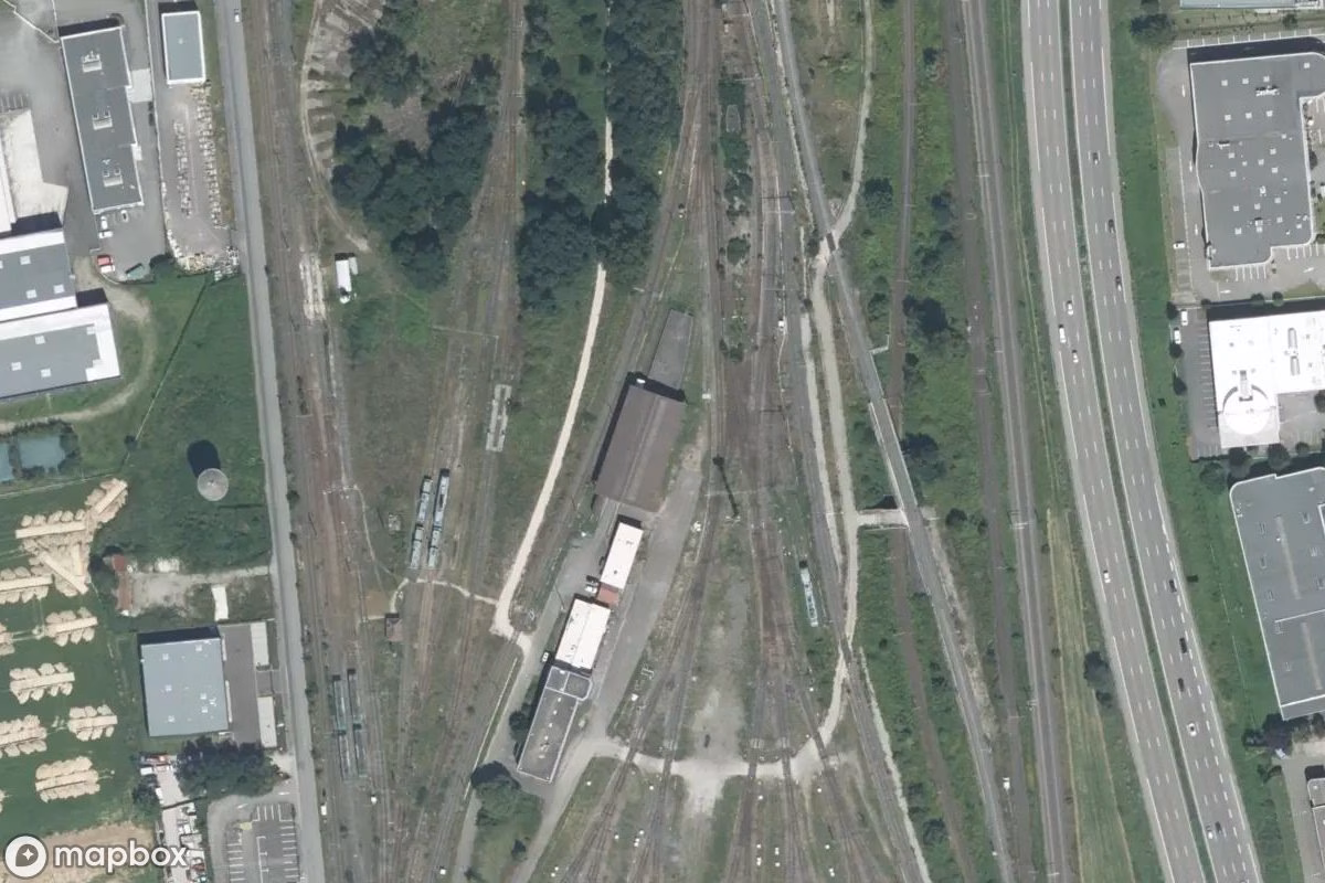 Satellietbeeld vanuit de lucht van Züge, een verlaten in Souffelweyersheim, Frankrijk