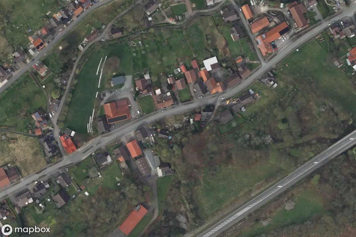 Satelitarny widok z lotu ptaka Ruine, opuszczone Ruina w Kohlstädt, Niemcy