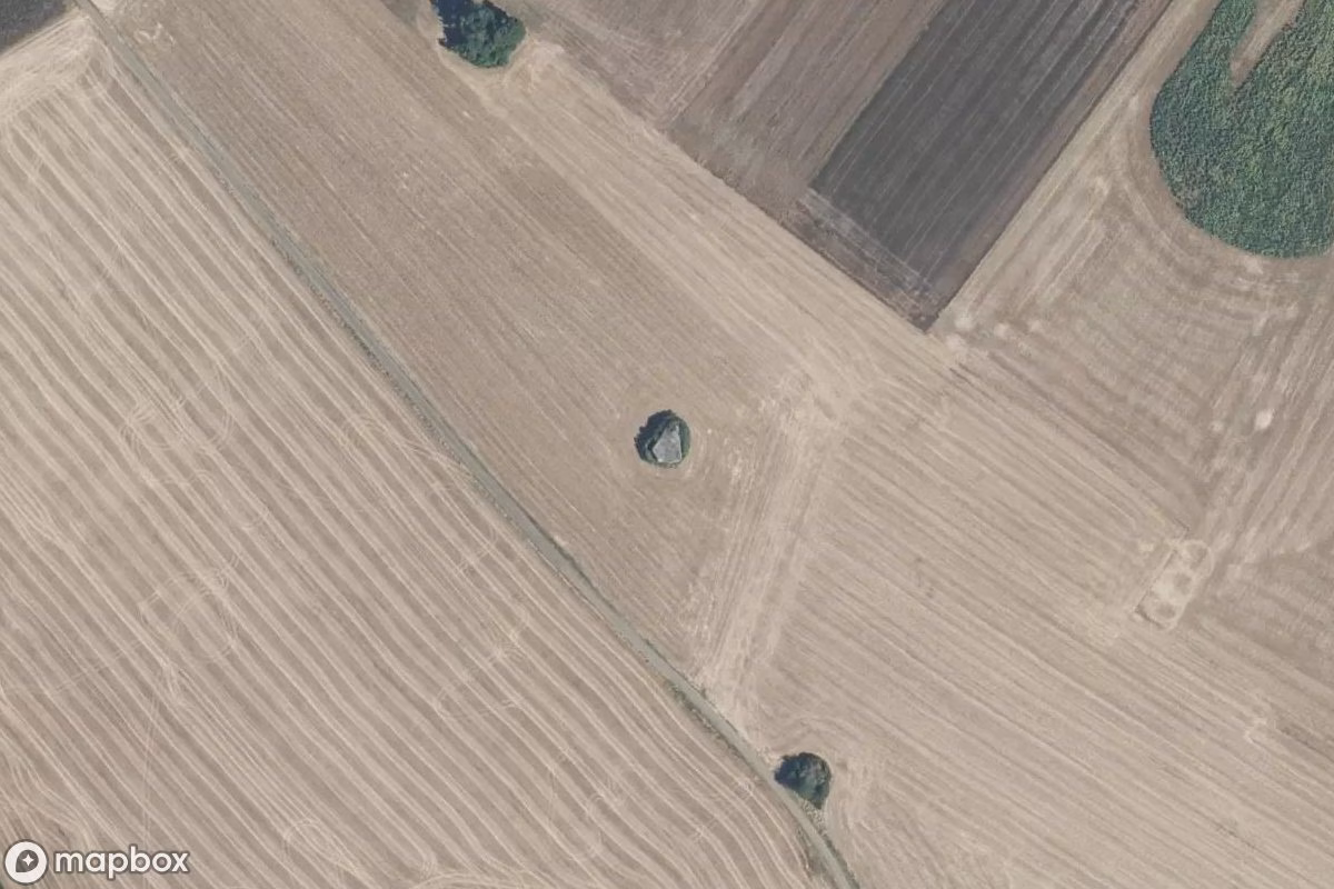 Satelitní letecký pohled na Bunker, opuštěné Bunkr v Charency-Vezin, Francie