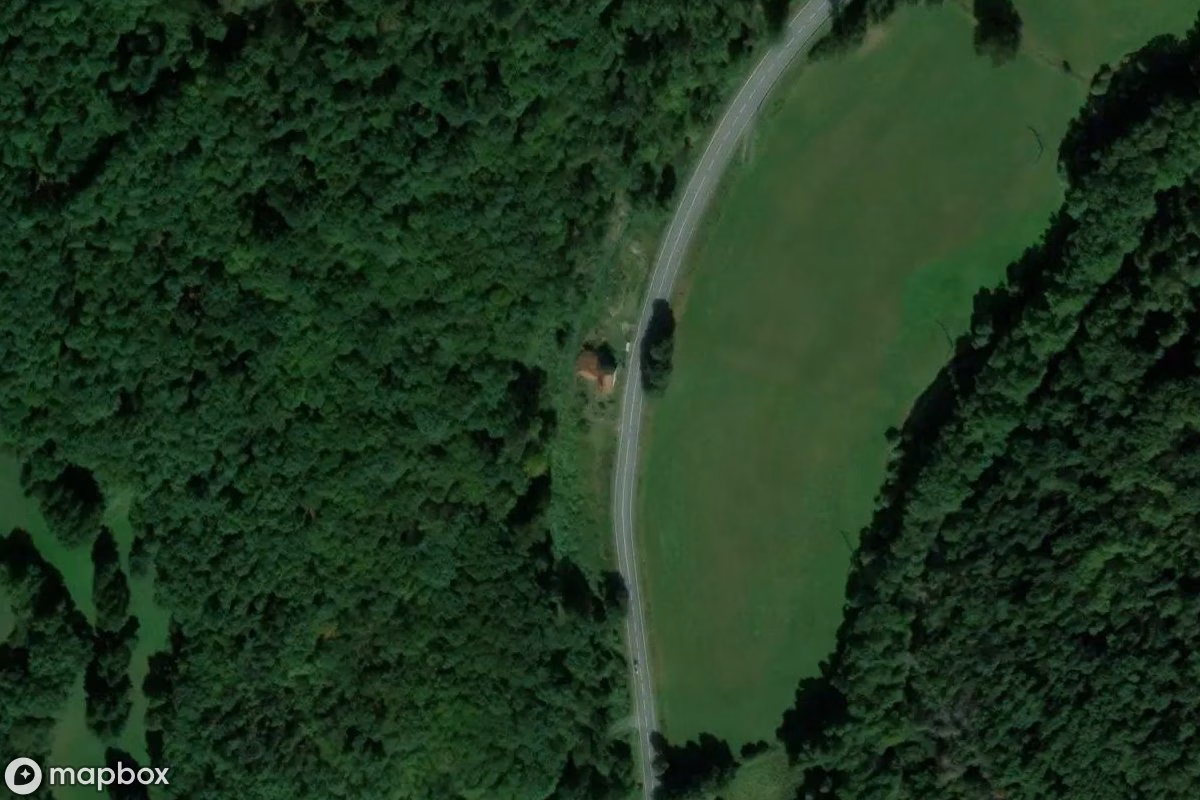 Satelitarny widok z lotu ptaka Wohnhaus, opuszczone Dom mieszkalny w Wernborn, Niemcy