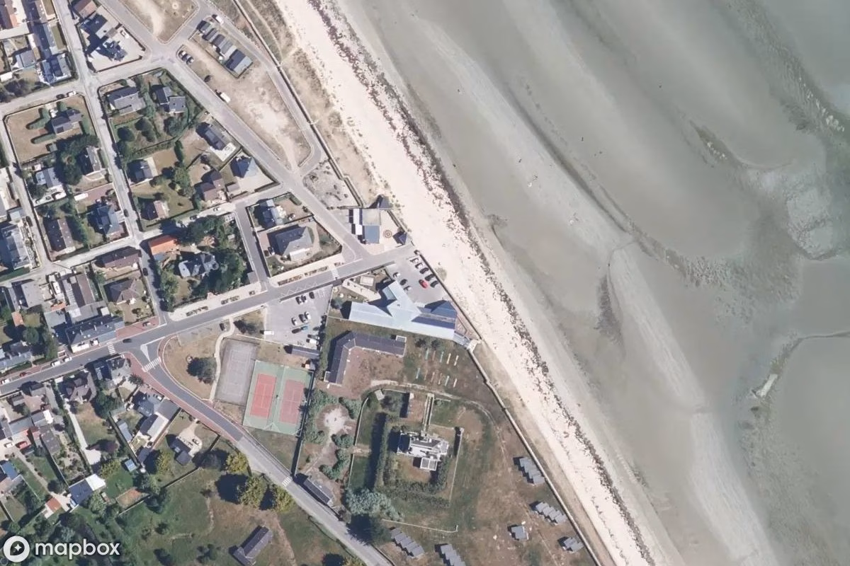 Satellittbilde fra luften av WW2 Museum, et forlatt Museum i Le Havre de Quinéville, Frankrike