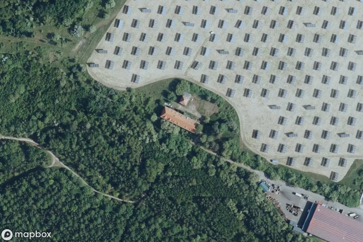 Satelitarny widok z lotu ptaka Verwaltungsgebäude, opuszczone  w Borna, Niemcy