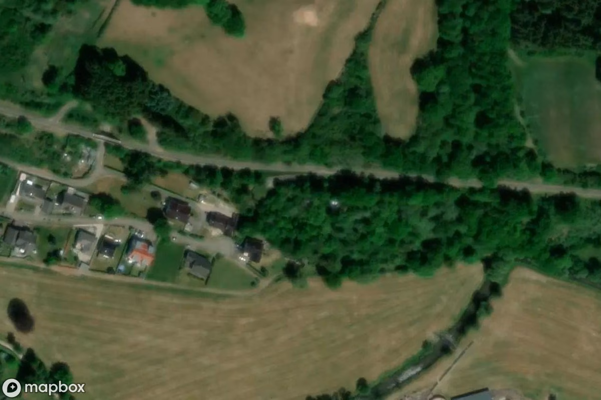 Satellitbillede set fra luften af Kapelle, et forladt Kirke i Stadtkyll, Tyskland