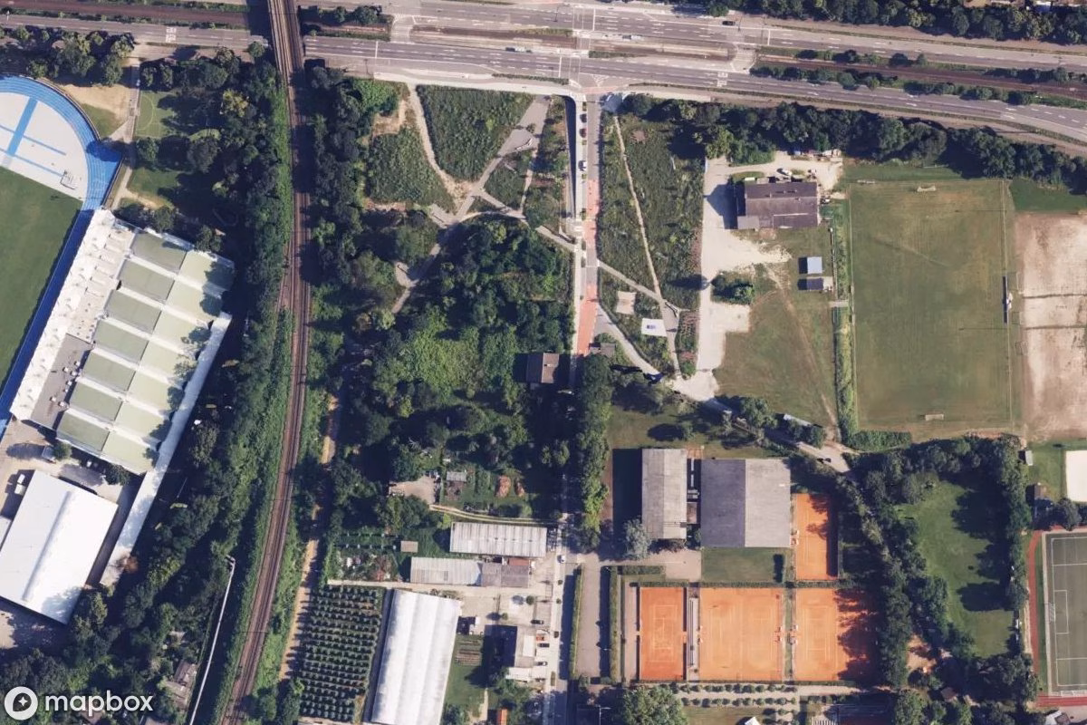 Satelitarny widok z lotu ptaka Wohnhaus, opuszczone Dom mieszkalny w Mannheim, Niemcy