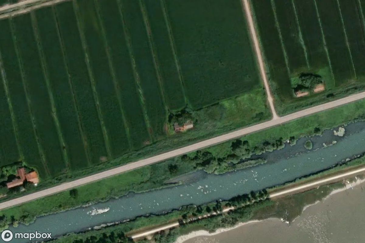 Satelitarny widok z lotu ptaka Lost Place, opuszczone  w Portegrandi, Włochy