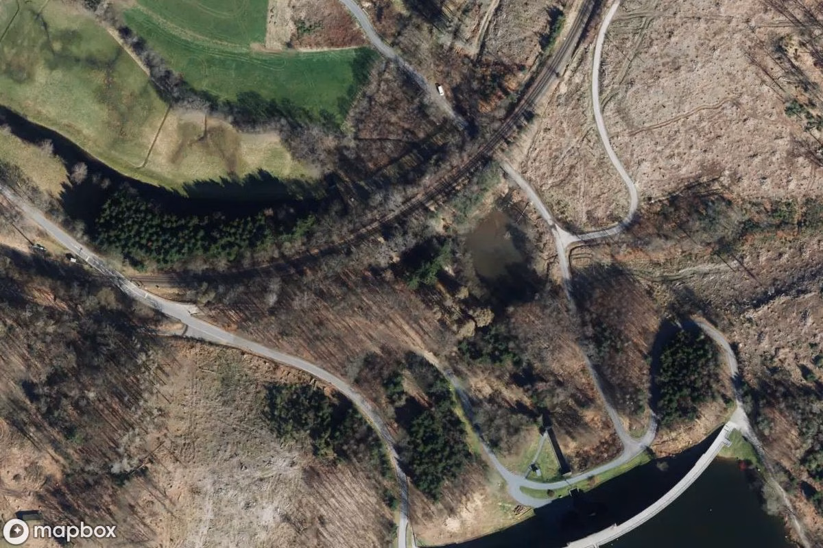 Satelitarny widok z lotu ptaka Unterstand, opuszczone Bunkier w Marienheide, Niemcy