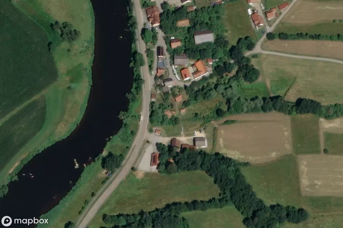 Satellitenansicht von Haus, eine verlassene  in Regenstauf, Deutschland