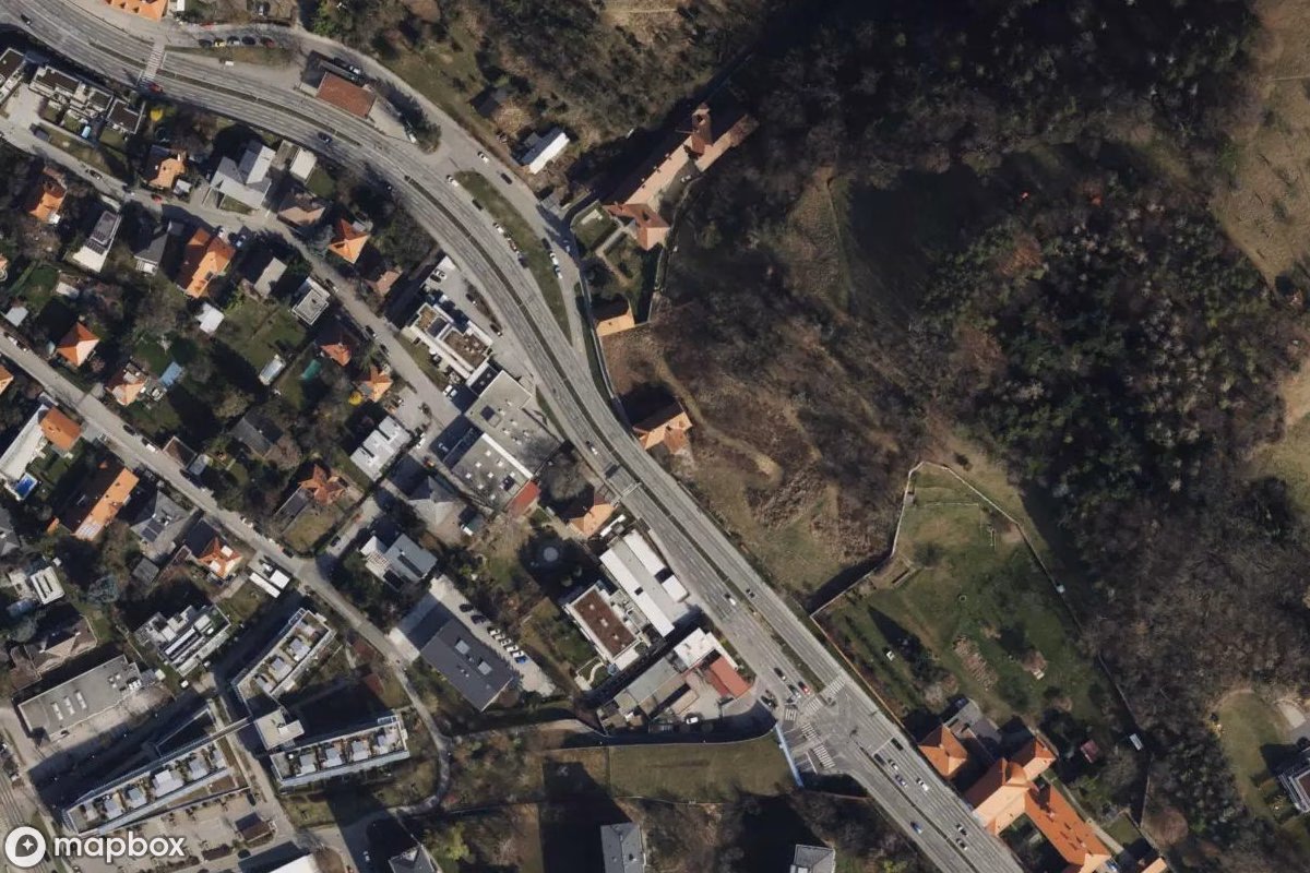 Aerial satellite view of Zahnartzpraxis, an abandoned Shop in Graz, Austria