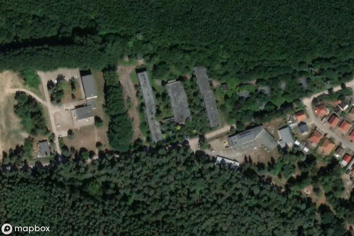 Satelitní letecký pohled na Ferienheim, opuštěné v Sassnitz, Německo