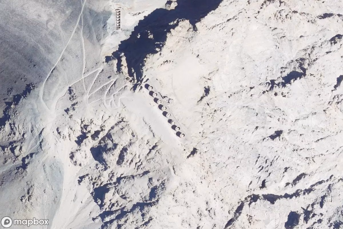 Satellitbillede set fra luften af Mont Chabert, et forladt i Montgenèvre, Frankrig