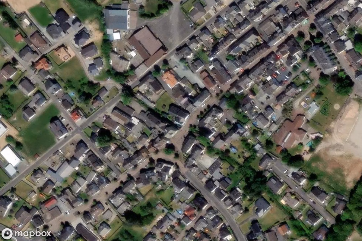 Satellitbillede set fra luften af Haus, et forladt  i Herschbach, Tyskland