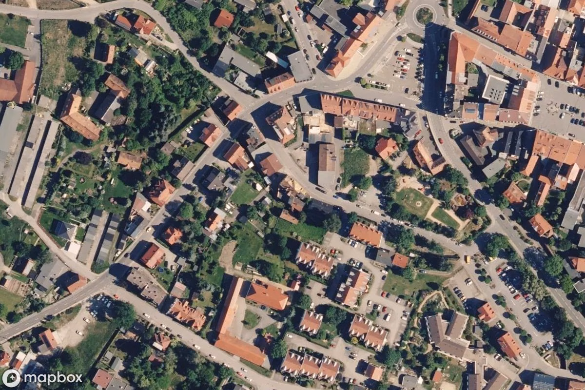 Satellitenansicht von Wohnhaus, eine verlassene Wohnhaus in Löbau, Deutschland