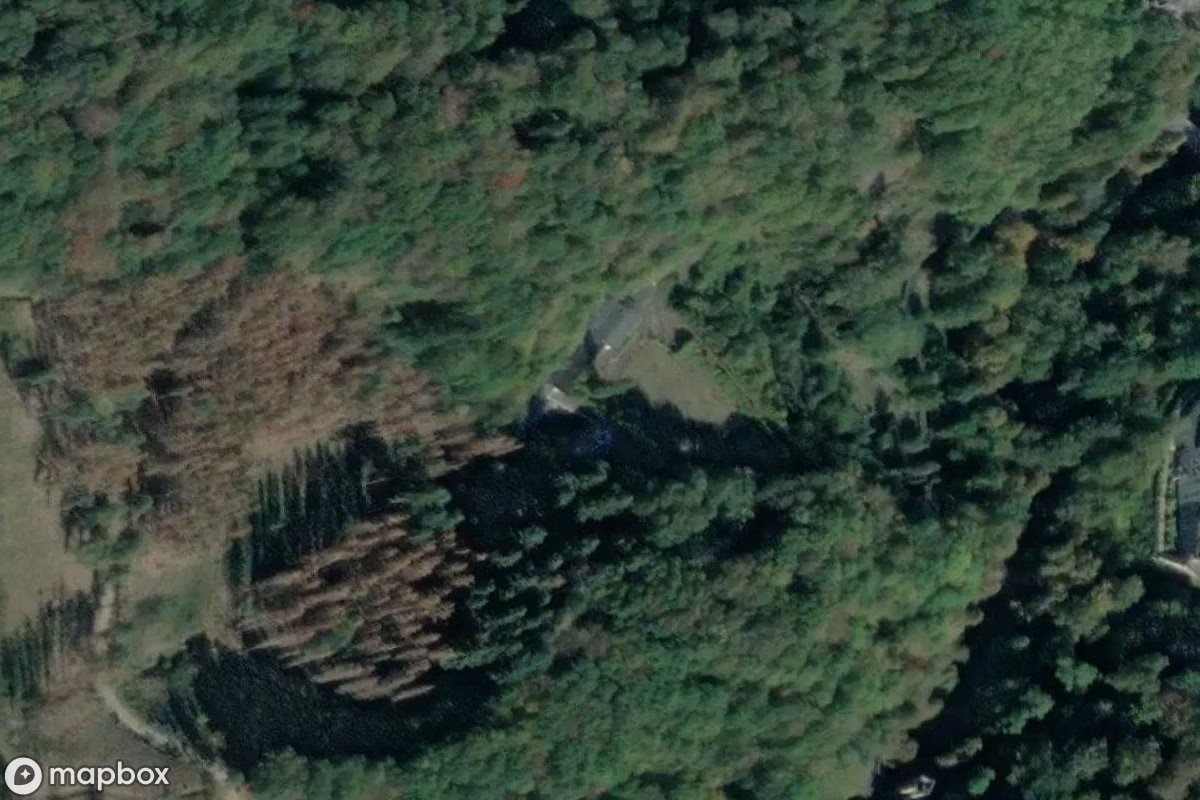 Satellitbillede set fra luften af Freibad, et forladt Svømmehal i Koblenz, Tyskland